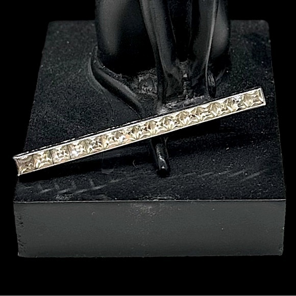 Vintage Art-Deco Sterling Silver & Clear Paste Baguette Bar Pin - Picture 2 of 9